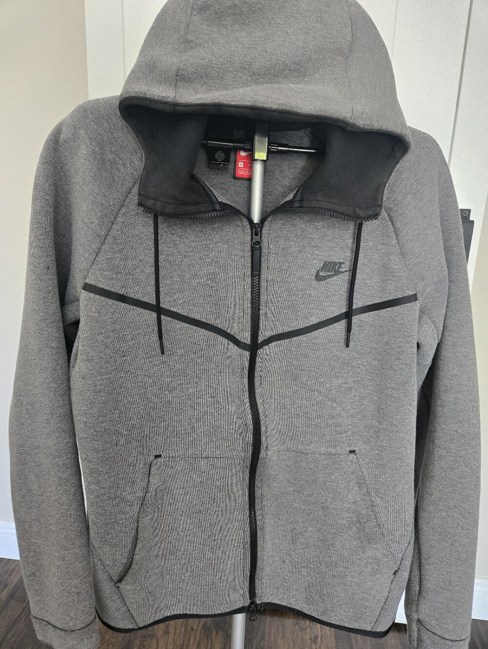 Nike Tech Men's Gray & Black Full-Zip Hoodie XL